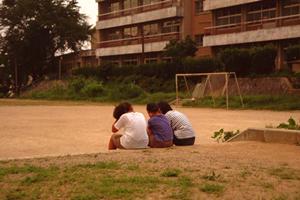 横浜駅近くで学べる英会話スクール完全ガイド！スムーズに話せるための選び方と体験レッスン情報
